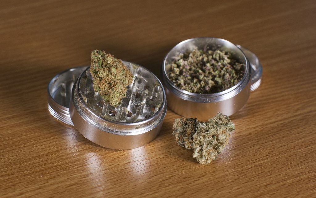 Öğütücü (grinder)